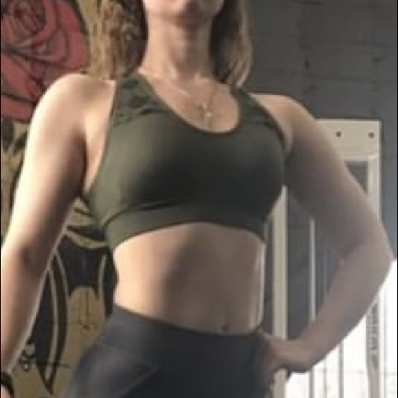 Olive scoop neck sports bra push up Racerback - Picture 3 of 3